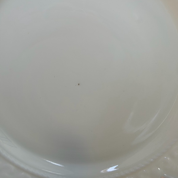 Vintage Milk Glass Plate - Picture 3 of 6